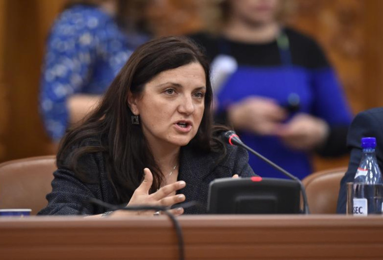 Raluca Prună