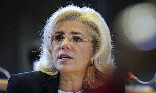 Corina Crețu