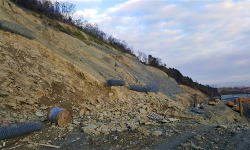 Autostrada Lugoj-Deva, alunecări de teren