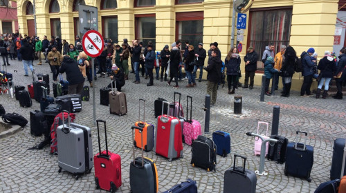 Protest cu valize la PSD Sibiu