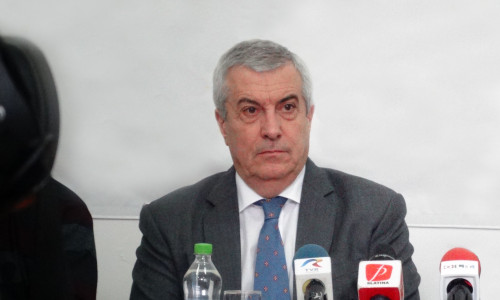 Călin Popescu Tăriceanu, supărat, îngândurat