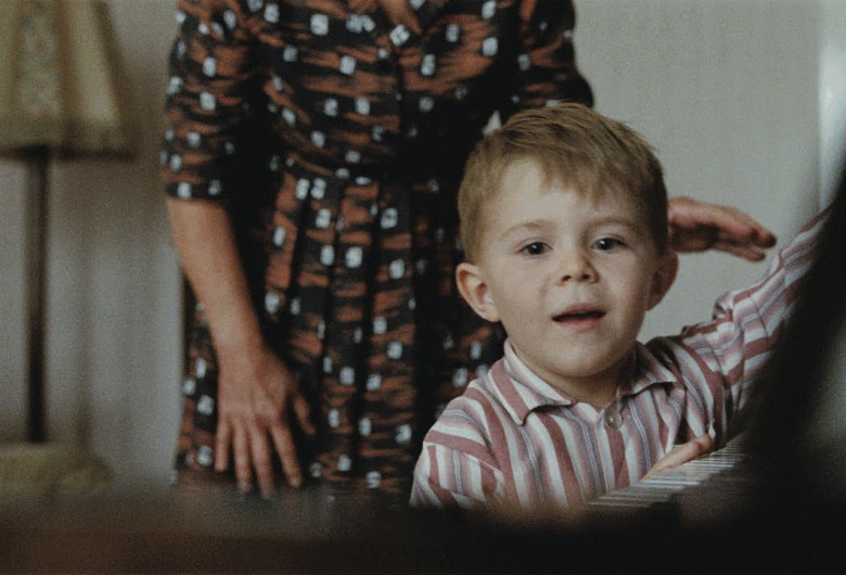 elton john lewis