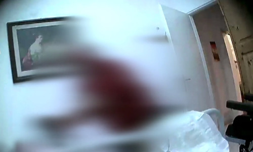 Româncă maltratează bătrâni în azil
