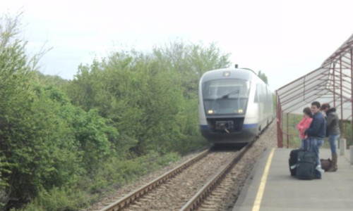 Tren către Otopeni