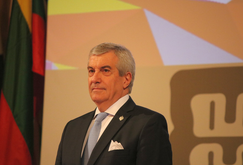 Calin P Tariceanu