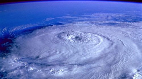 Ciclon, uragan, vreme extremă
