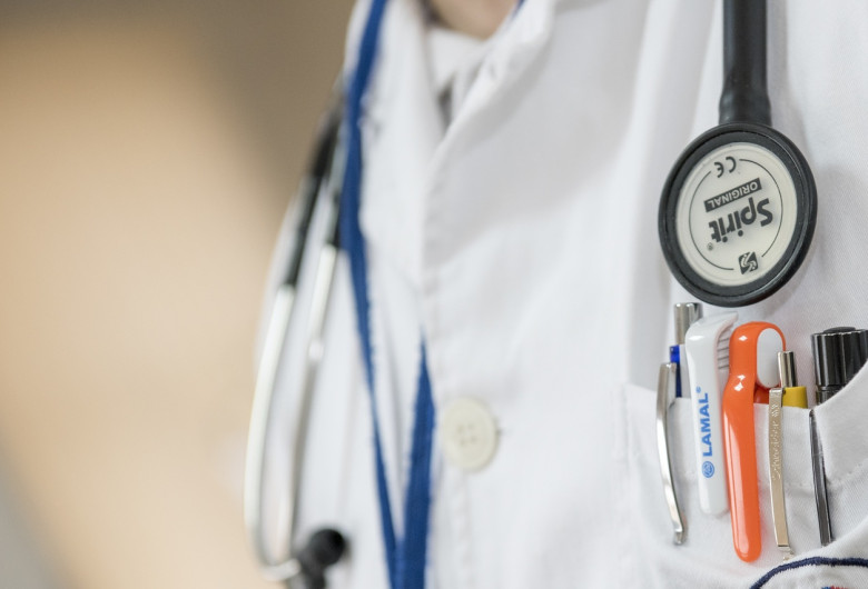 Halat de doctor, medic