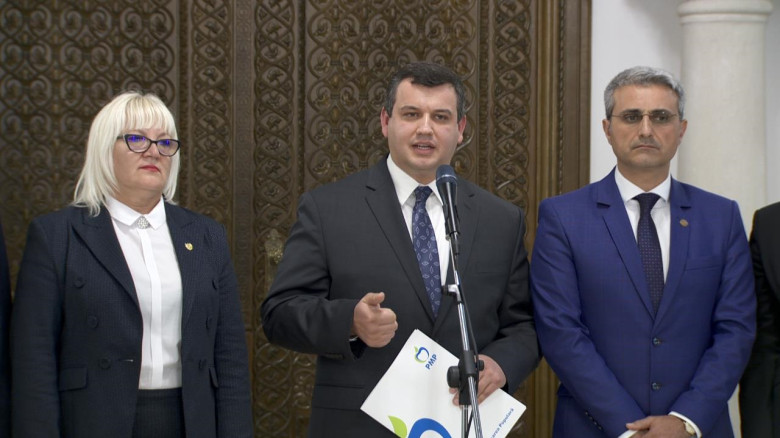 Rodica Severica Covaciu, Eugen Tomac și Robert Turcescu