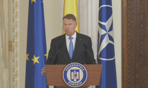 Klaus Iohannis, mirat, surprins