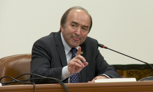 Tudorel Toader, cu limba scoasă