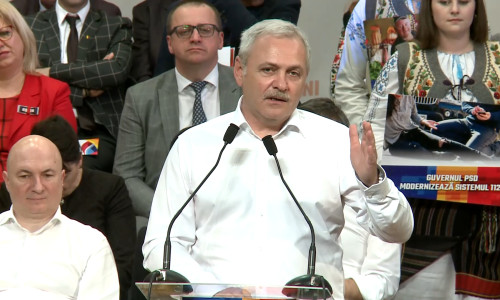 Liviu Dragnea arată cu mâna spre cameră