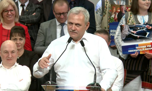 Liviu Dragnea, privire și gest de vulpe bătrână