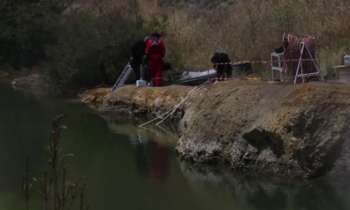 Lacul criminalului din Cipru, cu valizele