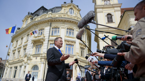 Klaus Iohannis, la Sibiu, cu jurnaliștii