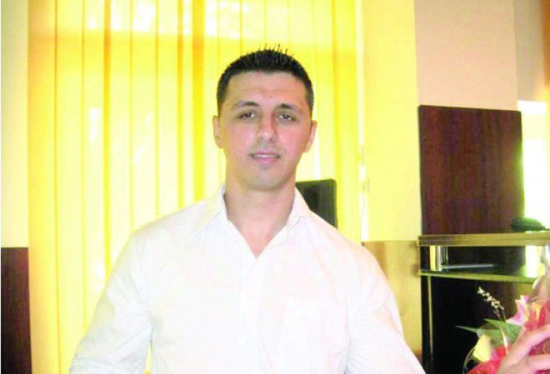 Petrică Manolachi