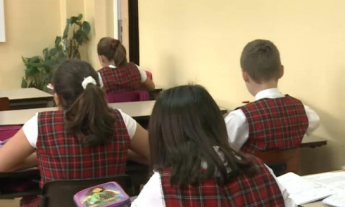 Elevi în bănci, clase primare, Evaluarea Națională, d-astea