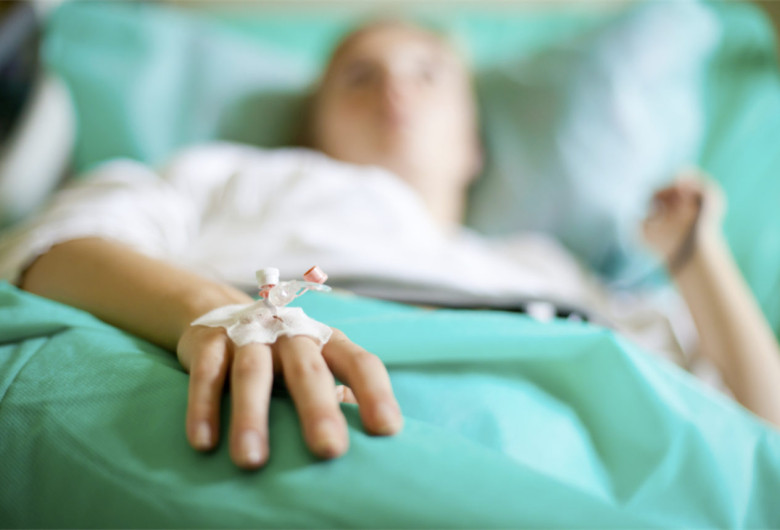 Pacientă în spital