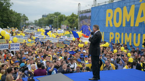 klaus iohannis miting pnl