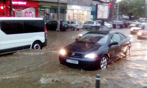 Bucureștiul cu străzi inundate 3