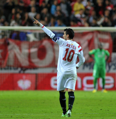 jose-antonio-reyes-sevilla-europa-league_1n690nlt3ca5q1uchjsip3gce2