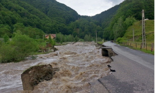 inundatii-inzeci-de-localitati-din-judetul-prahova_pic_1