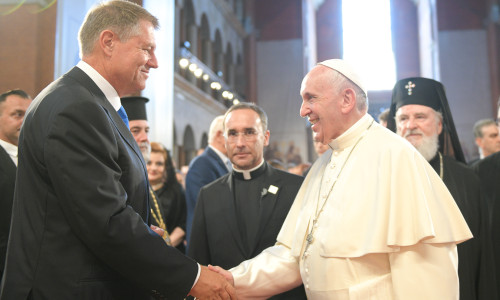 klaus iohannis papa francisc
