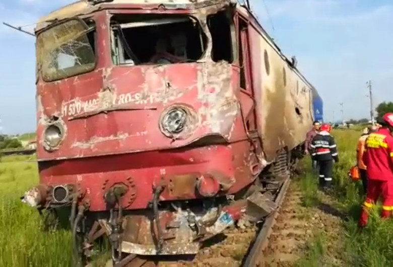 Tren deraiat în Bacău