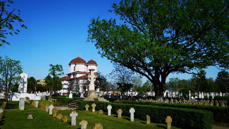 Biserica și Cimitirul Eroilor Buzău