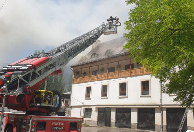 Incendiu la Mănăstirea Râmeț