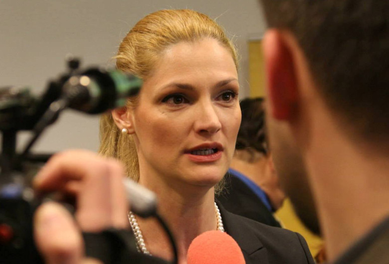 Ramona Mănescu