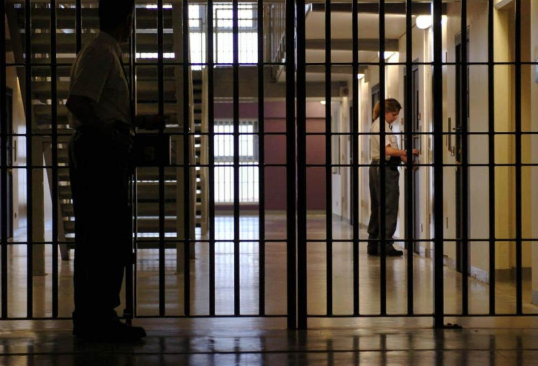 Închisoare, gardieni de pușcărie, deținuți, penitenciar, gratii
