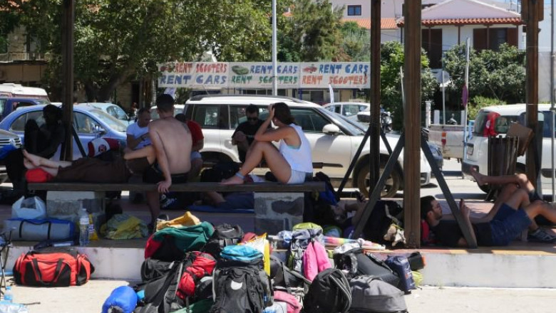 Turiști români blocați pe insula Samothraki din Grecia
