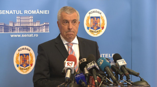 Călin Popescu Tăriceanu, cu buzele strânse