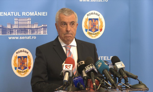 Călin Popescu Tăriceanu, cu buzele strânse