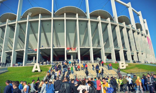 Arena Națională cu suporteri, fotbal