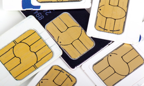 Cartele SIM, telefon mobil