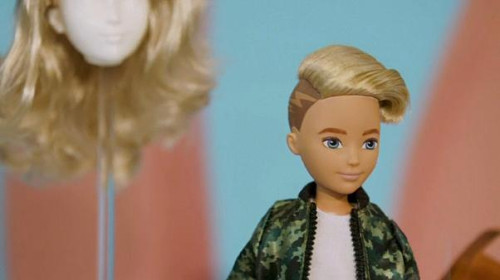 papusa barbie gen neutru