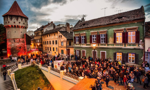 Sibiul, la festivalul vinului