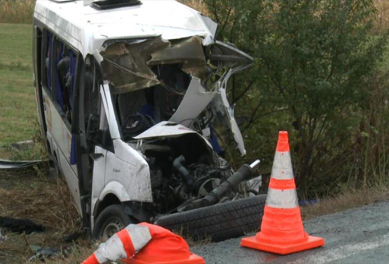 Accident cu microbuz Ialomița