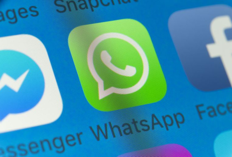 Aplicații de mesagerie, WhatsApp, Facebook Messenger