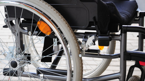 Scaun cu rotile, handicap, dizabilități