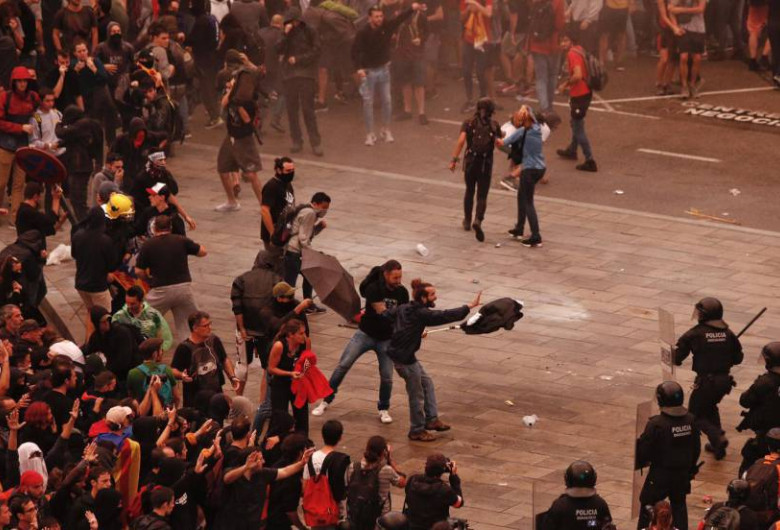 Proteste la Barcelona