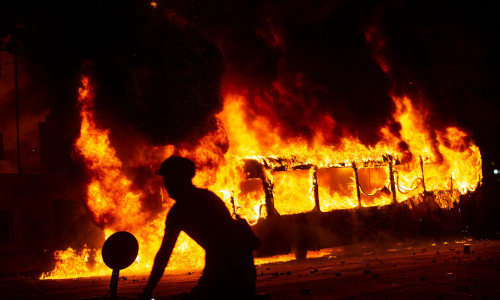 Proteste cu foc în Chile