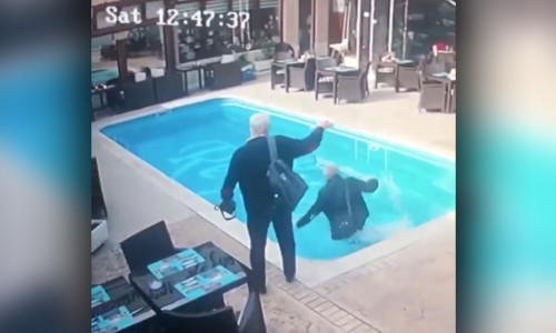 Inspector ANAF cade în apă