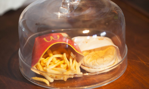 AD_The-Reykjavik-Grapevine_Last-McDonalds-Burger-e1542109540962