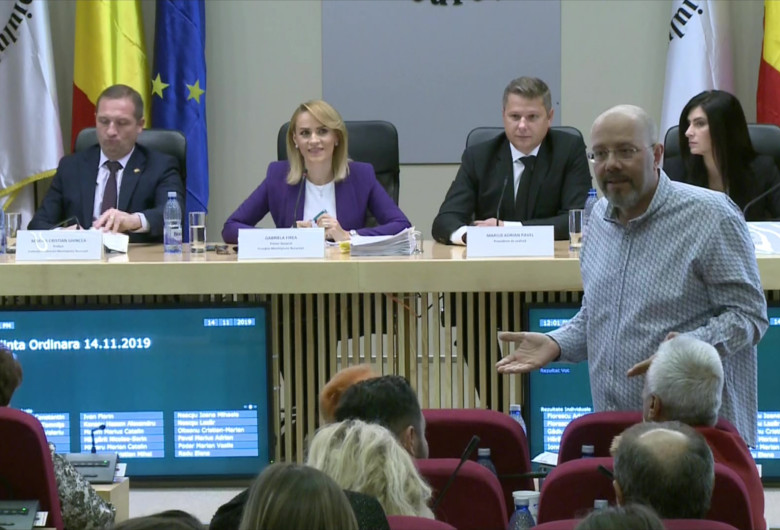 Circ la Primăria Capitalei