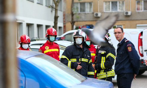 EVACUARE BLOC SOCIAL