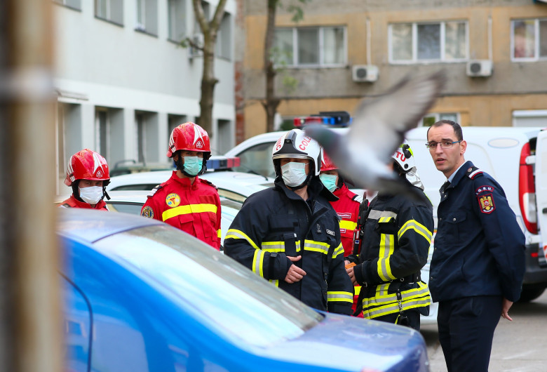 EVACUARE BLOC SOCIAL