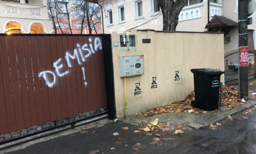 Mesaje de protest Demisia Tudorel Toader 1