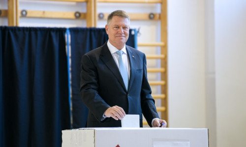 Klaus Iohannis votează